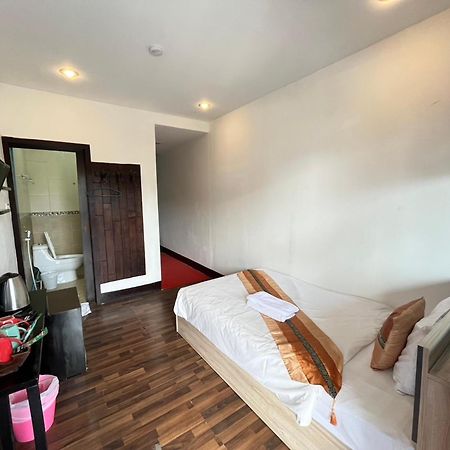 Pai Residence Hotel Chiang Mai Quarto foto